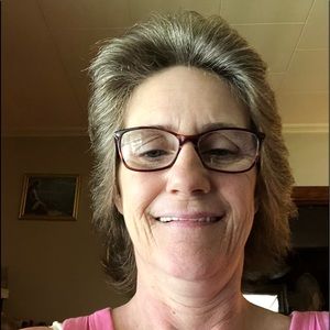 Meet your Posher, Monica